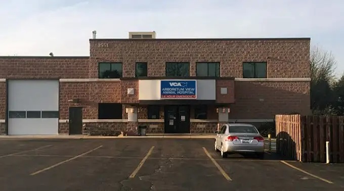 VCA Arboretum View Animal Hospital (Downers Grove)